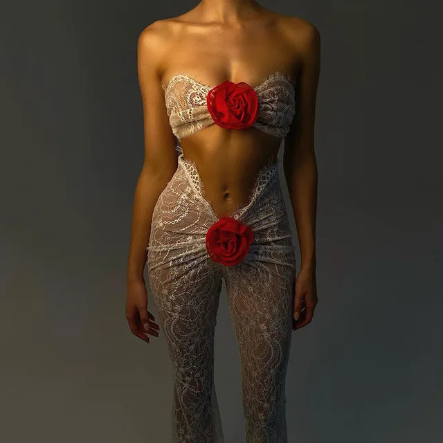 tuta pizzo con rosa