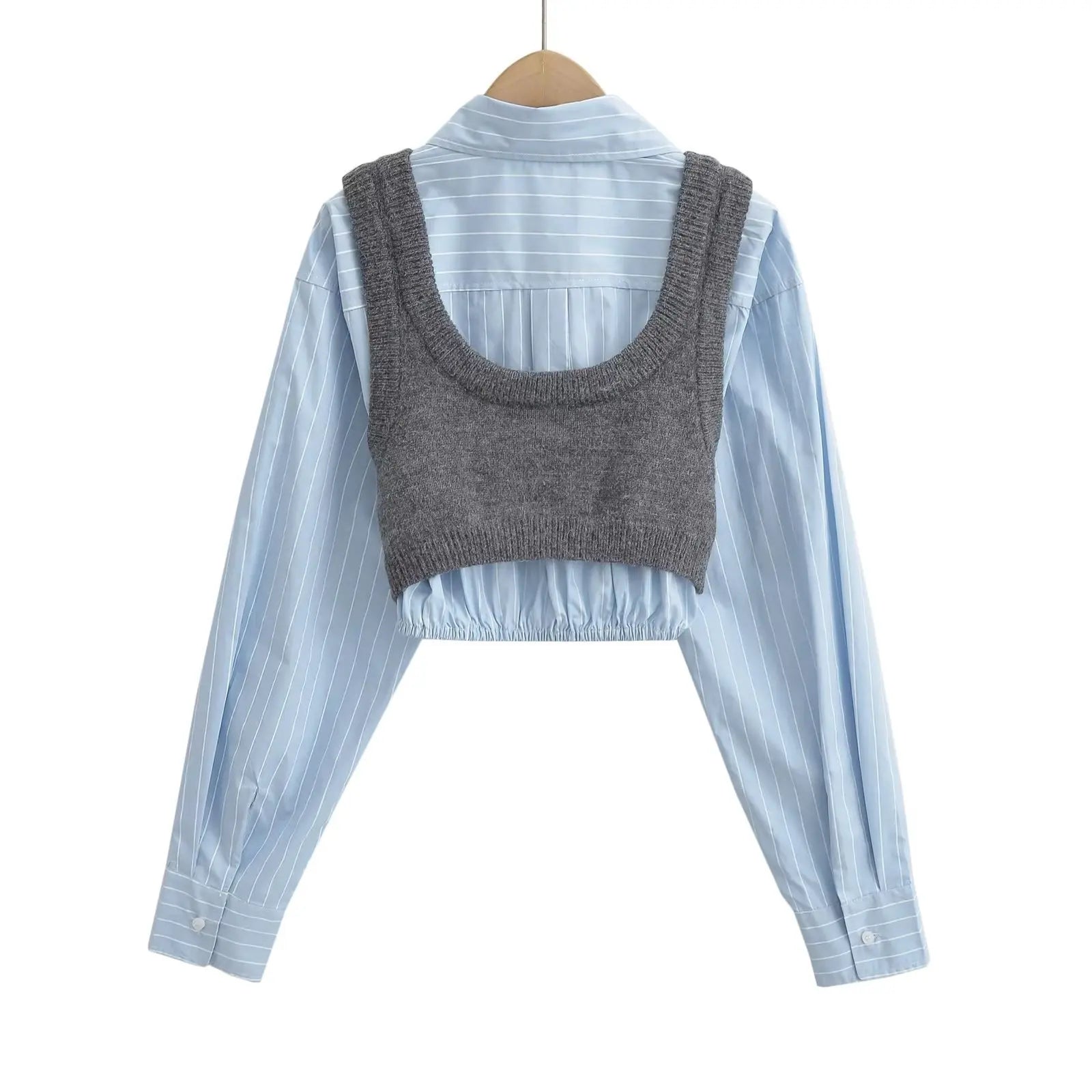 camicia crop con cardigan